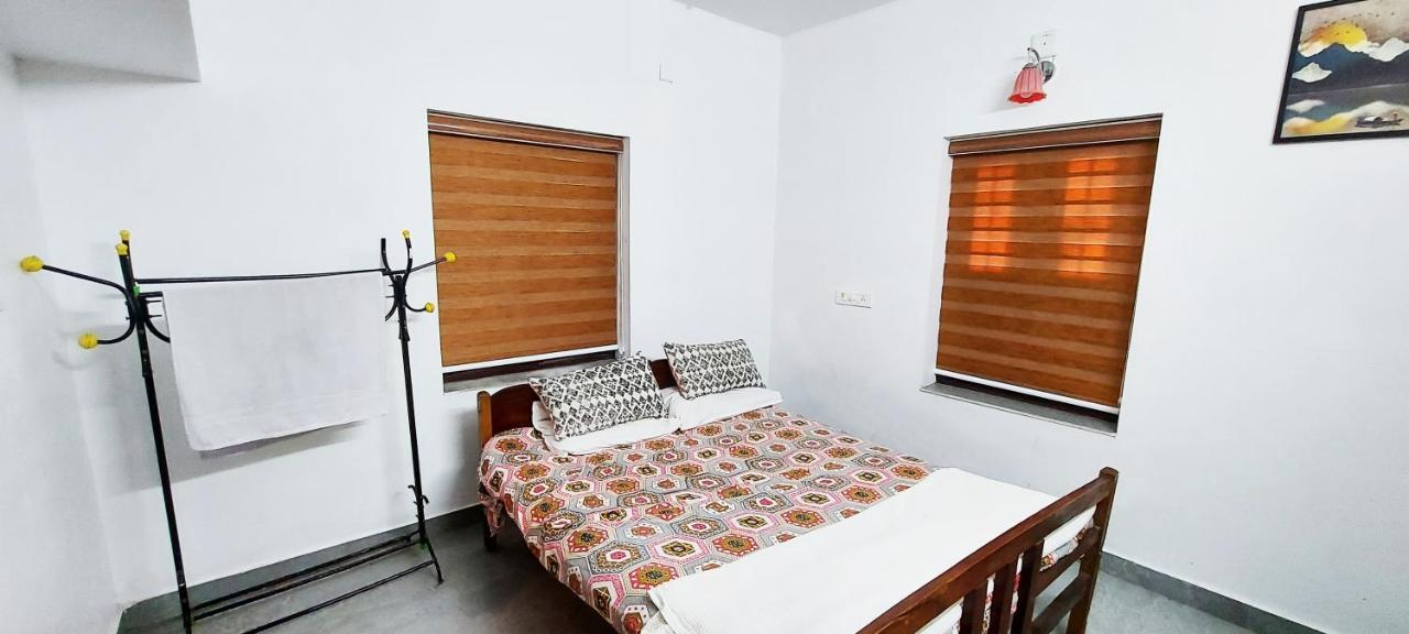 Forestay -3 Bhk Villa Kochi Pallipuram Eksteriør billede
